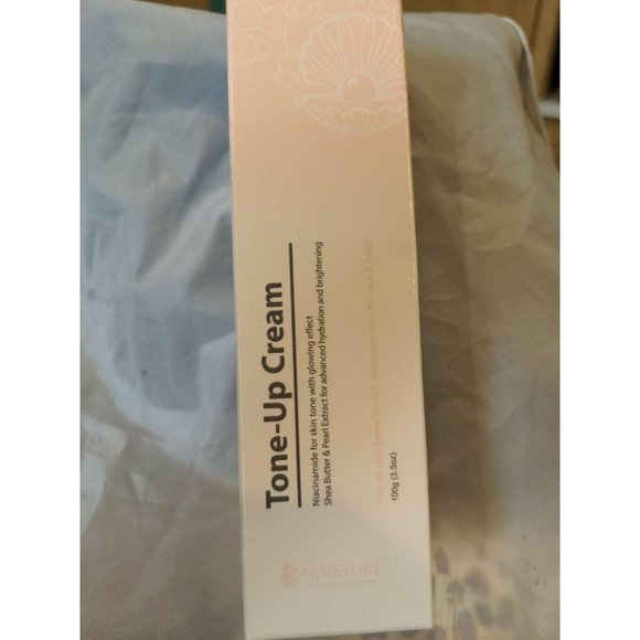 Naisture Tone up Cream 100 Ml  3.5 ounces Pink - Picture 2 of 5